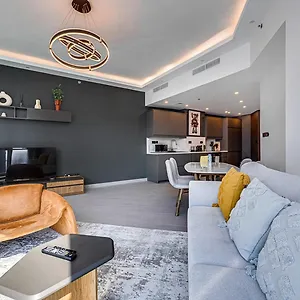 The Torch, Marina Apartment